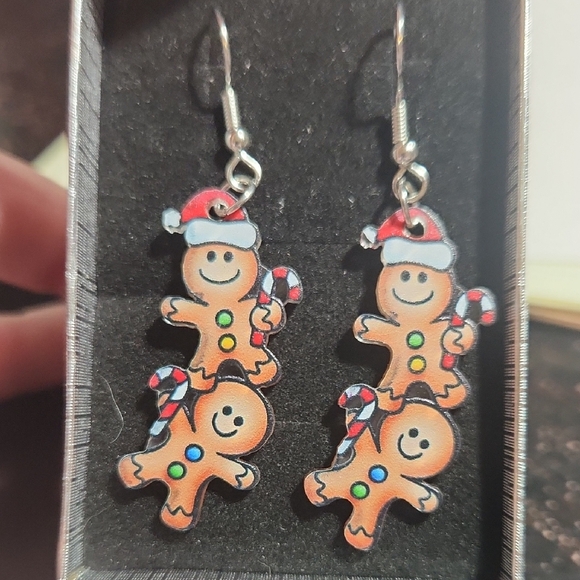 Gingerbread Man Christmas Earrings - Picture 3 of 3